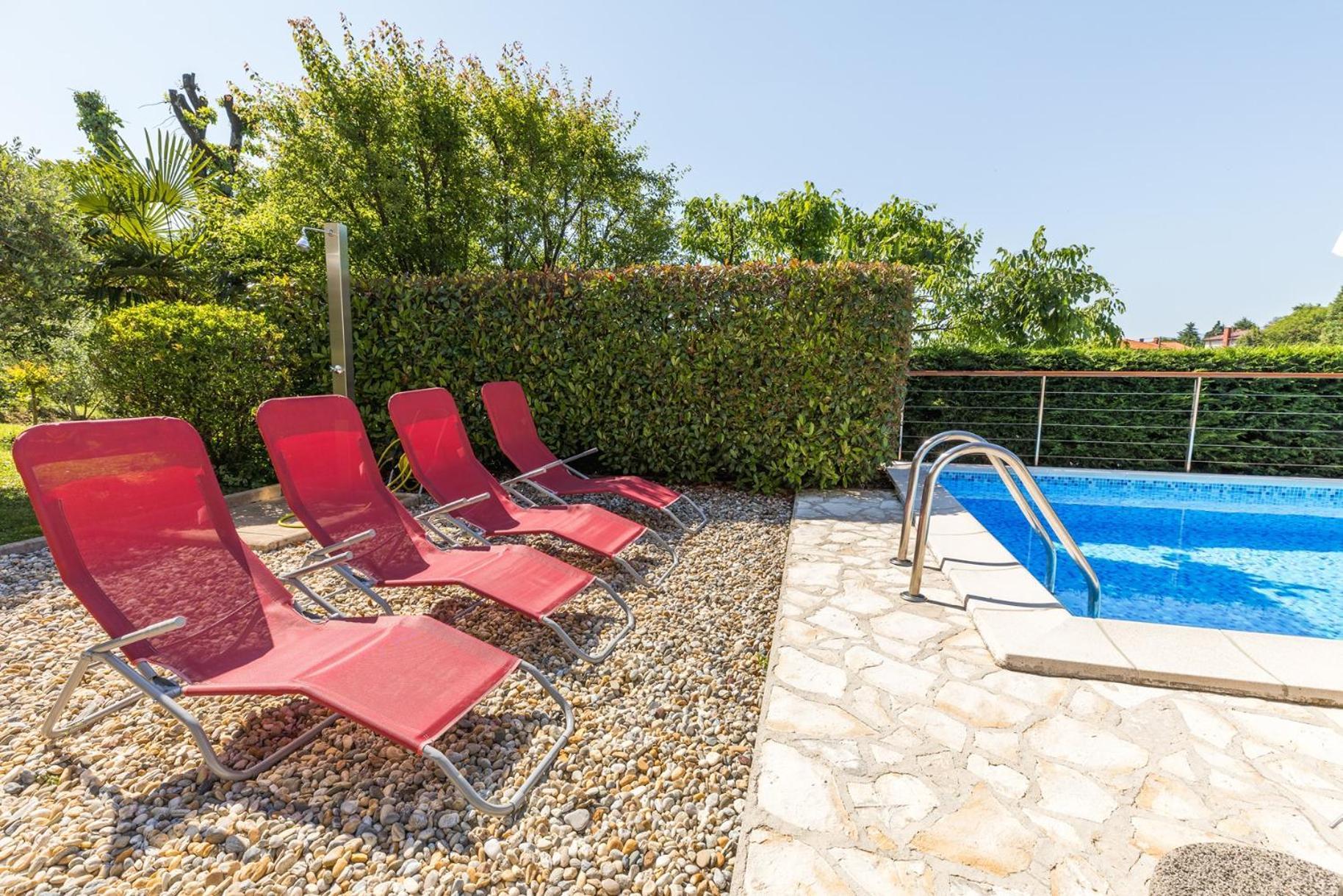 Apartments Dorijan With Pool Матули Екстериор снимка