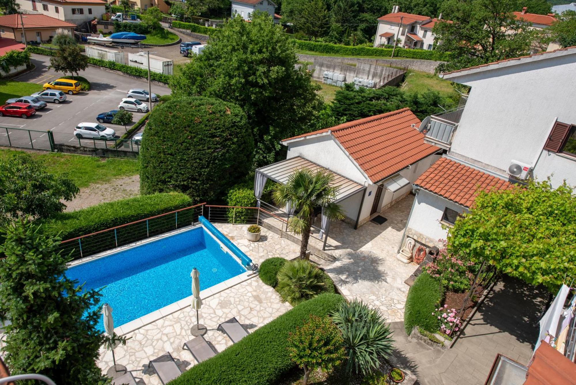 Apartments Dorijan With Pool Матули Екстериор снимка