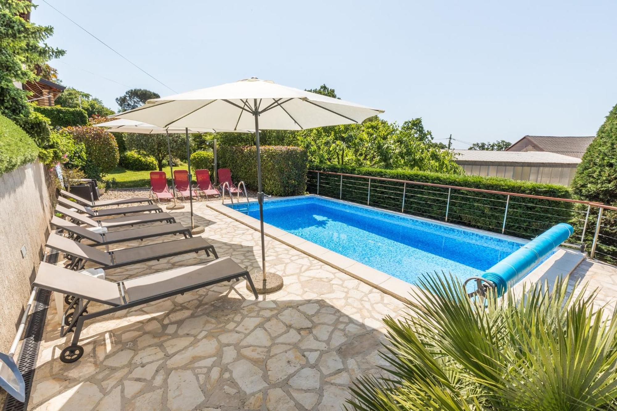 Apartments Dorijan With Pool Матули Екстериор снимка