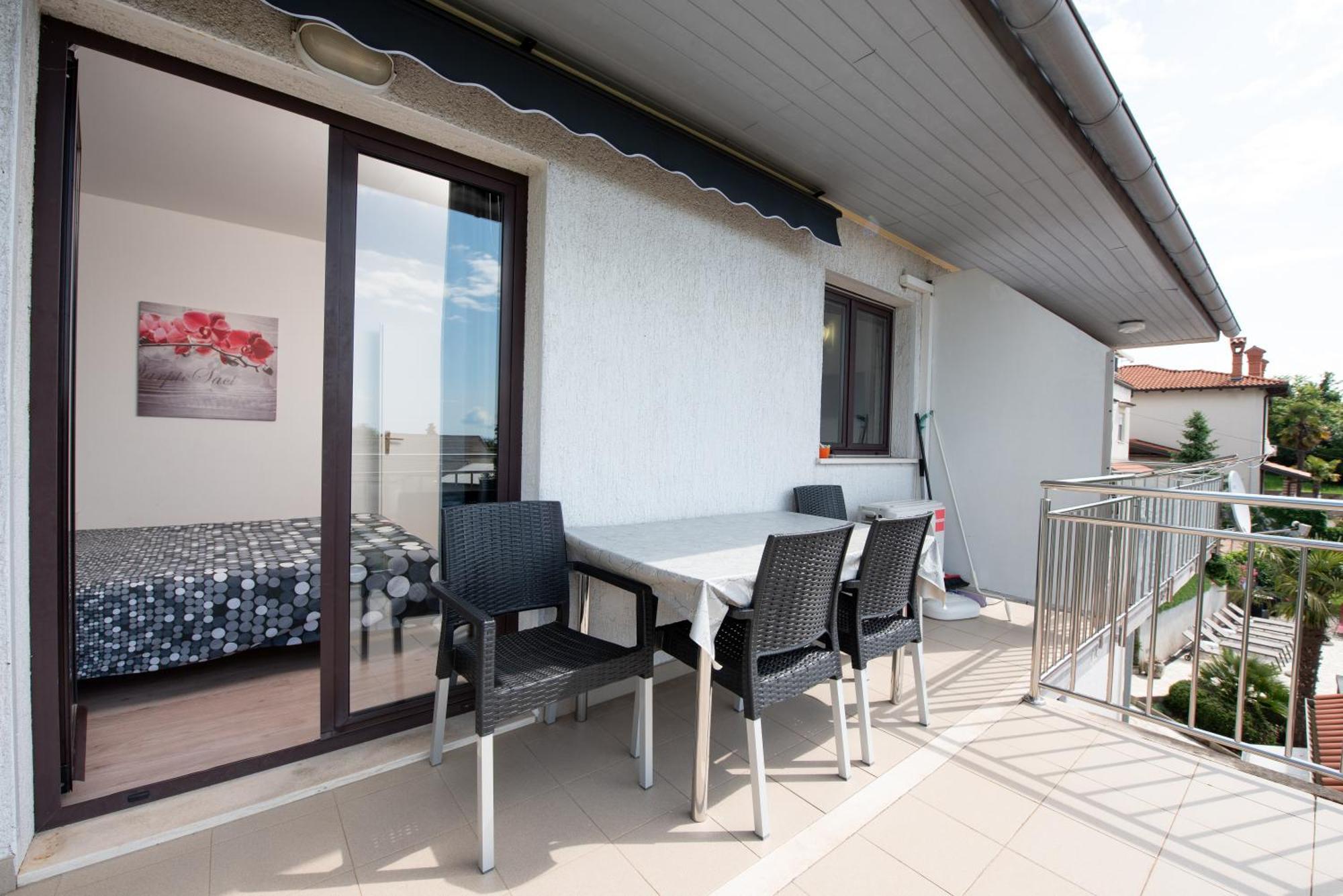 Apartments Dorijan With Pool Матули Екстериор снимка